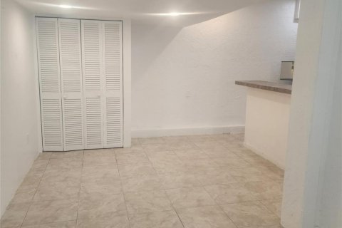Immobilier commercial à louer à North Lauderdale, Floride: 3 pièces, 160.26 m2 № 2147374 - photo 15