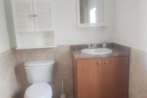 Immobilier commercial à louer à North Lauderdale, Floride: 3 pièces, 160.26 m2 № 2147374 - photo 12