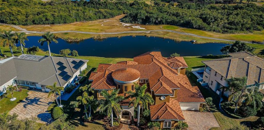 Villa ou maison à Seminole, Floride 5 chambres, 706.99 m2 № 2199782