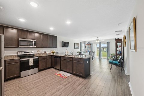 House in Brooksville, Florida 3 bedrooms, 148.27 sq.m. № 1569324 - photo 7