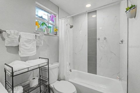 Casa en venta en Gainesville, Florida, 4 dormitorios, 152.27 m2 № 2211360 - foto 14