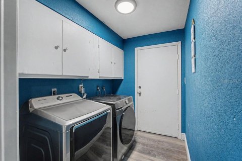 Casa en venta en Gainesville, Florida, 4 dormitorios, 152.27 m2 № 2211360 - foto 16