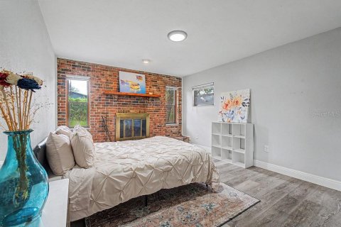 Casa en venta en Gainesville, Florida, 4 dormitorios, 152.27 m2 № 2211360 - foto 9