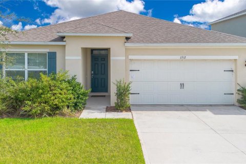House in Davenport, Florida 3 bedrooms, 160.26 sq.m. № 1722426 - photo 1