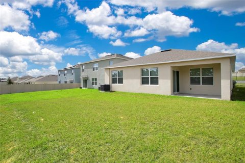 House in Davenport, Florida 3 bedrooms, 160.26 sq.m. № 1722426 - photo 18