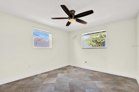 House in Hudson, Florida 3 bedrooms, 159.05 sq.m. № 1751083 - photo 14