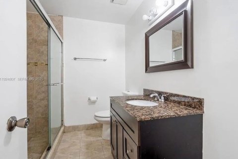 Снять в аренду таунхаус в Плантация, Флорида 3 спальни, 164.44м2, № 1984167 - фото 8