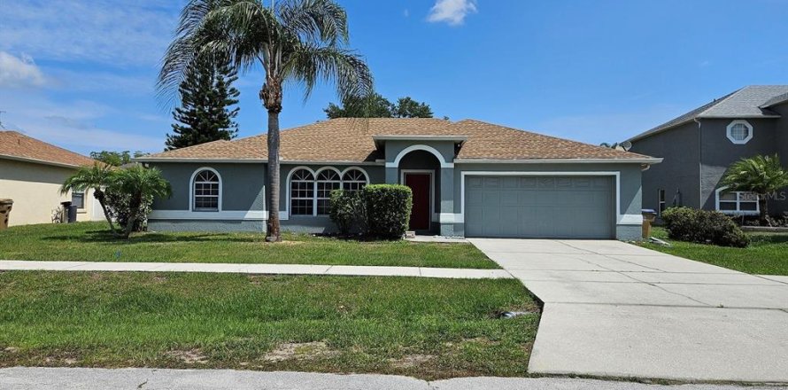 House in Kissimmee, Florida 4 bedrooms, 172.24 sq.m. № 2238907