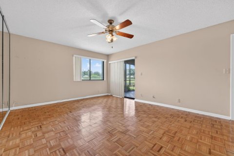 Condo in Davie, Florida, 2 bedrooms  № 2177444 - photo 21