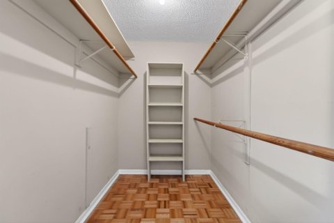 Condo in Davie, Florida, 2 bedrooms  № 2177444 - photo 24