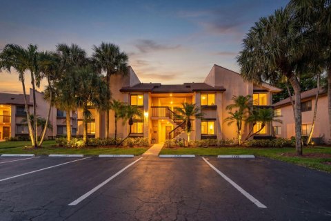 Condo in Davie, Florida, 2 bedrooms  № 2177444 - photo 2