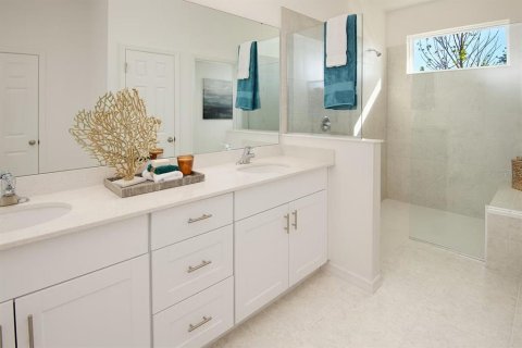 House in Davenport, Florida 4 bedrooms, 260.96 sq.m. № 2329379 - photo 6