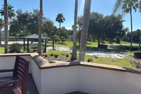 House in Davenport, Florida 4 bedrooms, 260.96 sq.m. № 2329379 - photo 30