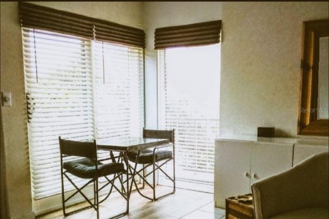 Condominio en venta en Sarasota, Florida, 1 dormitorio, 61.04 m2 № 2102756 - foto 4