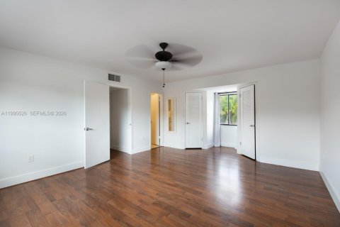 Adosado en venta en Miami, Florida, 2 dormitorios, 135.92 m2 № 2052159 - foto 13