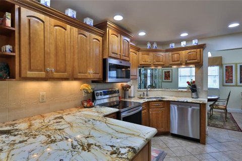 Townhouse in Palm Coast, Florida 3 bedrooms, 174.19 sq.m. № 1908029 - photo 7