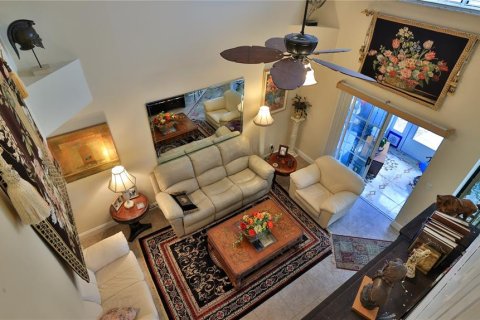 Townhouse in Palm Coast, Florida 3 bedrooms, 174.19 sq.m. № 1908029 - photo 13