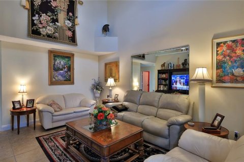 Townhouse in Palm Coast, Florida 3 bedrooms, 174.19 sq.m. № 1908029 - photo 16