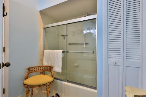 Townhouse in Palm Coast, Florida 3 bedrooms, 174.19 sq.m. № 1908029 - photo 23