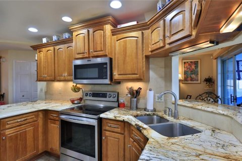 Townhouse in Palm Coast, Florida 3 bedrooms, 174.19 sq.m. № 1908029 - photo 9