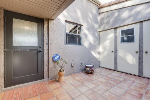 Touwnhouse à vendre à Hollywood, Floride: 2 chambres, 150.04 m2 № 1987407 - photo 17