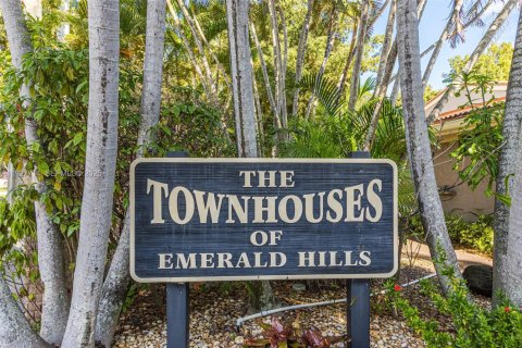 Touwnhouse à vendre à Hollywood, Floride: 2 chambres, 150.04 m2 № 1987407 - photo 23