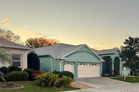 House in Leesburg, Florida 3 bedrooms, 221.2 sq.m. № 1548434 - photo 7