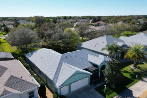 House in Leesburg, Florida 3 bedrooms, 221.2 sq.m. № 1548434 - photo 1