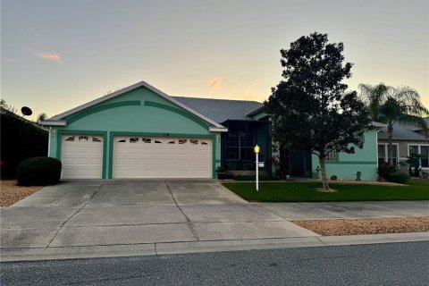 House in Leesburg, Florida 3 bedrooms, 221.2 sq.m. № 1548434 - photo 8