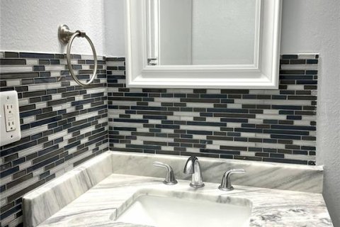 Appartement à louer à Largo, Floride: 2 chambres, 72.46 m2 № 2120296 - photo 7
