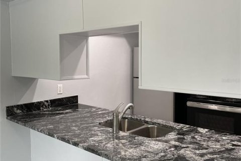 Appartement à louer à Largo, Floride: 2 chambres, 72.46 m2 № 2120296 - photo 5