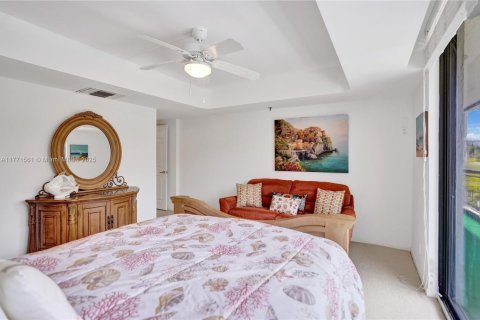 Townhouse in Boca Raton, Florida 3 bedrooms, 340.58 sq.m. № 1731861 - photo 19