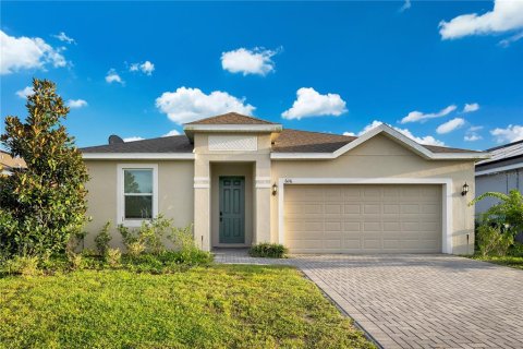 Casa en venta en Haines City, Florida, 4 dormitorios, 170.01 m2 № 1913098 - foto 1