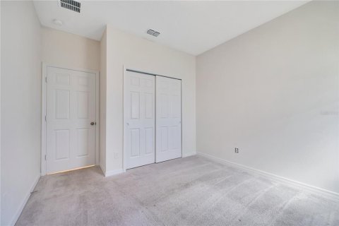 Casa en venta en Haines City, Florida, 4 dormitorios, 170.01 m2 № 1913098 - foto 17