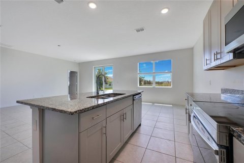 Casa en venta en Haines City, Florida, 4 dormitorios, 170.01 m2 № 1913098 - foto 9