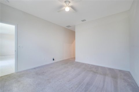 Casa en venta en Haines City, Florida, 4 dormitorios, 170.01 m2 № 1913098 - foto 11