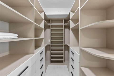 Купить кондоминиум в Майами-Бич, Флорида 3 спальни, 161.65м2, № 1978550 - фото 20