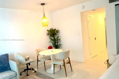 Снять в аренду кондоминиум в Майами-Бич, Флорида 51.28м2, № 2005459 - фото 19