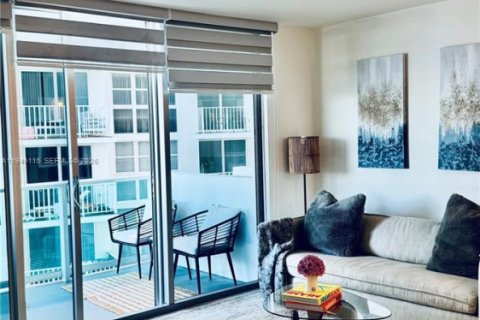 Снять в аренду кондоминиум в Майами-Бич, Флорида 51.28м2, № 2005459 - фото 14