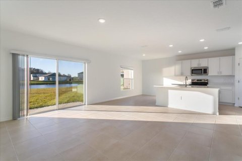 Villa ou maison à vendre à Kissimmee, Floride: 5 chambres, 212.47 m2 № 2273097 - photo 20