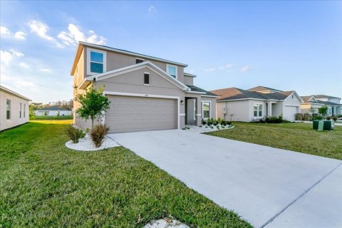 Villa ou maison à vendre à Kissimmee, Floride: 5 chambres, 212.47 m2 № 2273097 - photo 3