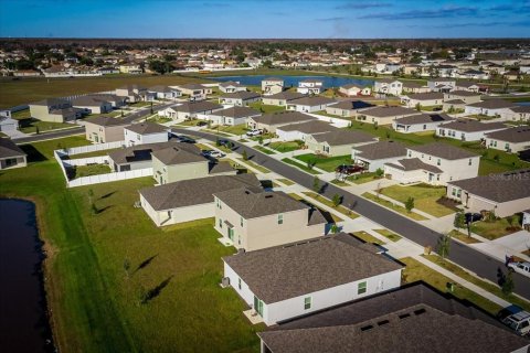Villa ou maison à vendre à Kissimmee, Floride: 5 chambres, 212.47 m2 № 2273097 - photo 14