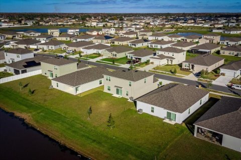 Villa ou maison à vendre à Kissimmee, Floride: 5 chambres, 212.47 m2 № 2273097 - photo 13