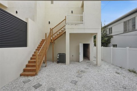 Villa ou maison à vendre à Saint Petersburg, Floride: 4 chambres, 266.82 m2 № 2429627 - photo 29