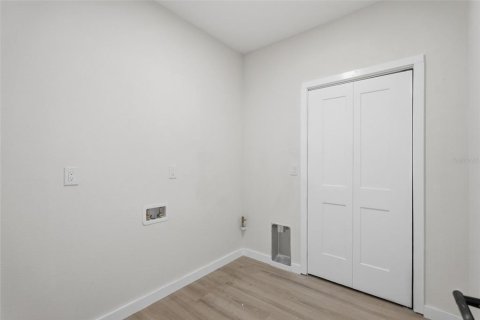 Villa ou maison à vendre à Saint Petersburg, Floride: 4 chambres, 266.82 m2 № 2429627 - photo 9