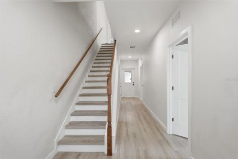 Villa ou maison à vendre à Saint Petersburg, Floride: 4 chambres, 266.82 m2 № 2429627 - photo 4