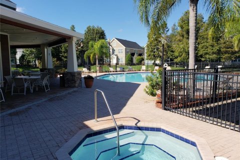 Condo in Sarasota, Florida, 2 bedrooms № 2383474 - photo 28