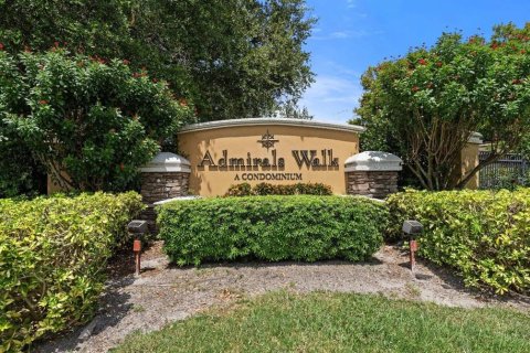 Condo in Sarasota, Florida, 2 bedrooms № 2383474 - photo 26
