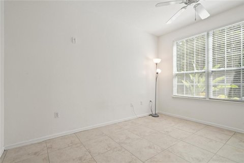 Condo in Sarasota, Florida, 2 bedrooms № 2383474 - photo 14