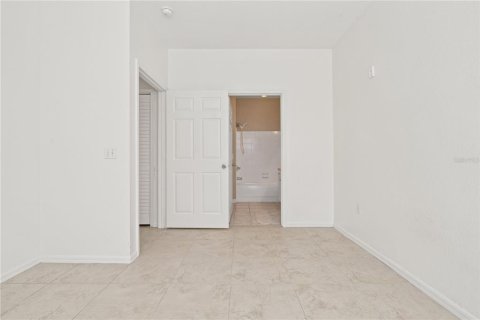 Condo in Sarasota, Florida, 2 bedrooms № 2383474 - photo 20